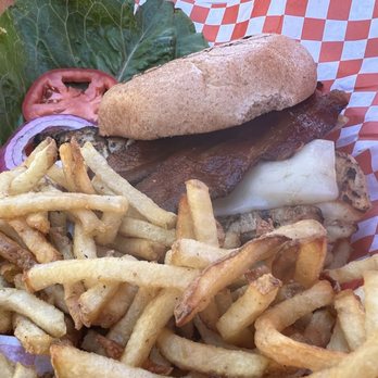 1882 Bar & Grill - Chicken club - Barbeque Near Me - Truckee, California