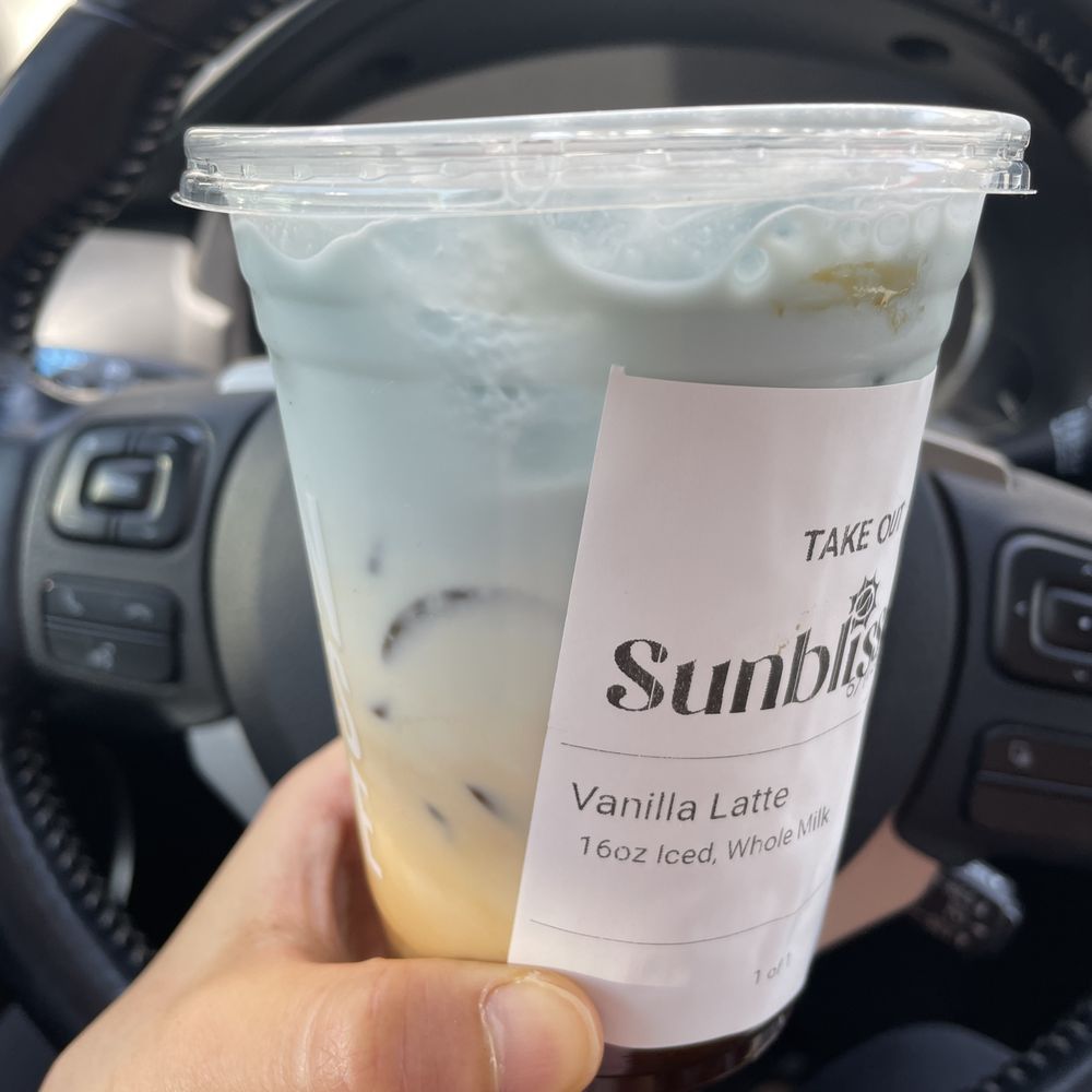 Sunbliss Cafe - Iced Vanilla Latte - Coffee & Tea Near Me - Anaheim, California