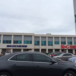 Skechers - Front Entrance