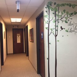 Su Clinica Familiar - A hallway that will leads you to the examination rooms.