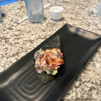 Oceano - Oceano hand roll - Seafood Near Me - Reno, Nevada