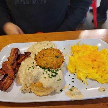Ruby Sunshine Charlotte Southend - Biscuits & Gravy - Breakfast & Brunch Near Me - Charlotte, North Carolina Ruby Sunshine Charlotte Southend - Biscuits & Gravy - Breakfast & Brunch Near Me - Charlotte, North Carolina