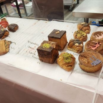 Toimoi Bakery - Bakeries Near Me - Chantilly, Virginia