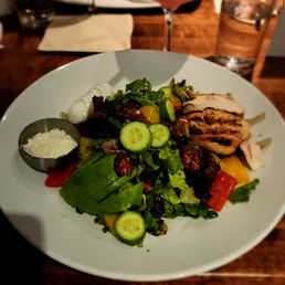 Raincoast Greens Salad Raincoast Greens Salad