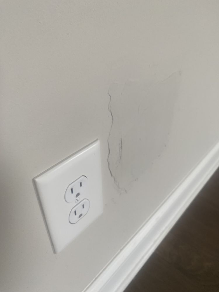 PROPERTY MANAGEMENT Updated August 2024 17 Photos