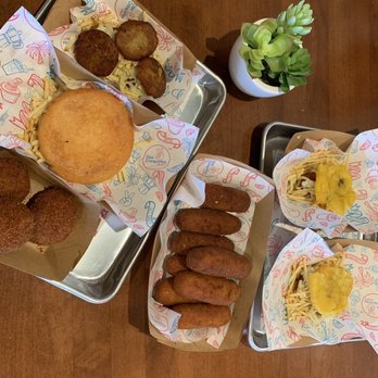 Dos Croquetas - Bakeries Near Me - Miami, Florida