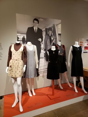 Fashion and Textile Museum by null