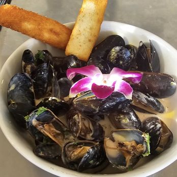 Pulcinella Ristorante - Special black mussels mariniere - Italian Near Me - Thousand Oaks, California Pulcinella Ristorante - Special black mussels mariniere - Italian Near Me - Thousand Oaks, California