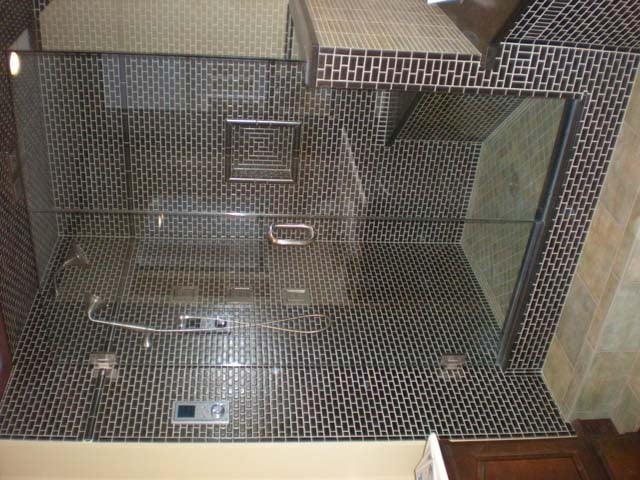 Slide of Kbaer Design Showroom