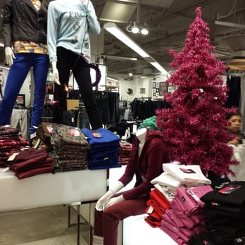 Macy's - Nice Displays For The Holidays - Department Stores Near Me - Concord, California