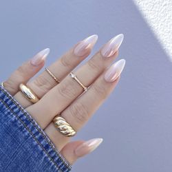 Candy Nail Bar