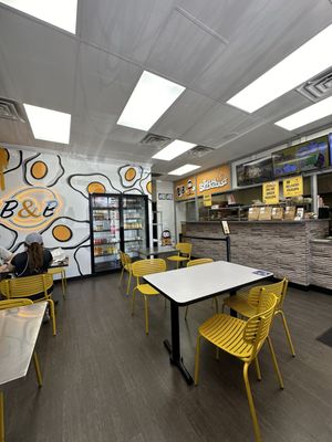 Bread & Breakfast - Burbank by null