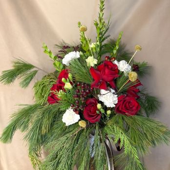 Floral Ops - Signature custom - Floral Designers Near Me - Youngsville, Pennsylvania