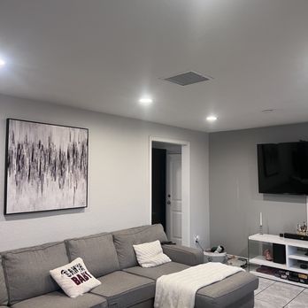 Pro Coatings Painting Services - Living Room Walls - Painters Near Me Pro Coatings Painting Services - Living Room Walls - Painters Near Me