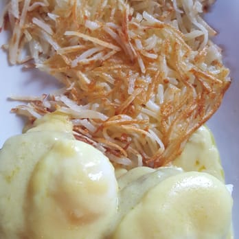 Valley Diner - Crab cakes benedict with under cooked hashbrowns. - Diners Near Me - Apple Valley, Minnesota