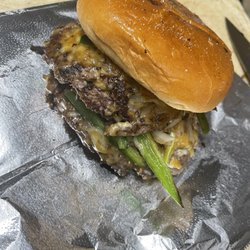 El Jefe Hotdogs - Jefe burger