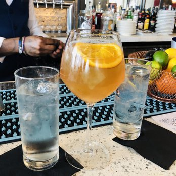 La Vie - Sangria! - Cocktail Bars Near Me - Washington, DC, District of Columbia