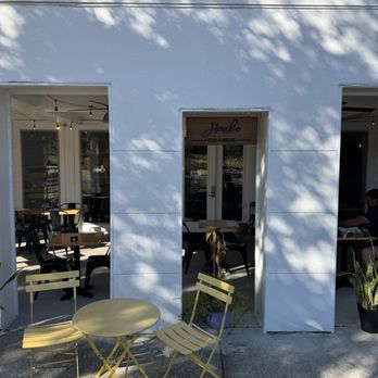 Henko Cafe - Breakfast & Brunch Near Me - Windermere, Florida