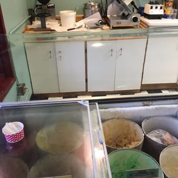 Sweet Spot - Ice cream area - Ice Cream & Frozen Yogurt Near Me - Carlsbad, California Sweet Spot - Ice cream area - Ice Cream & Frozen Yogurt Near Me - Carlsbad, California
