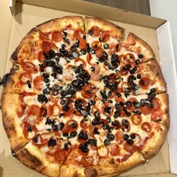 Kirk's Ferry Trading Post - Large Pepperoni Black Olive