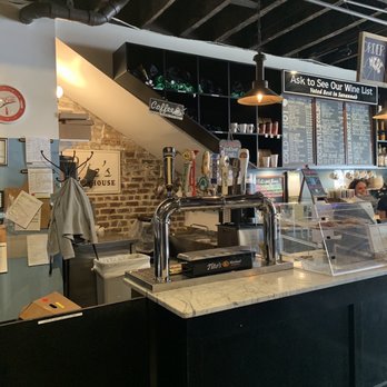 Vic's Coffee Bar - Coffee & Tea Near Me - Savannah, Georgia Vic's Coffee Bar - Coffee & Tea Near Me - Savannah, Georgia