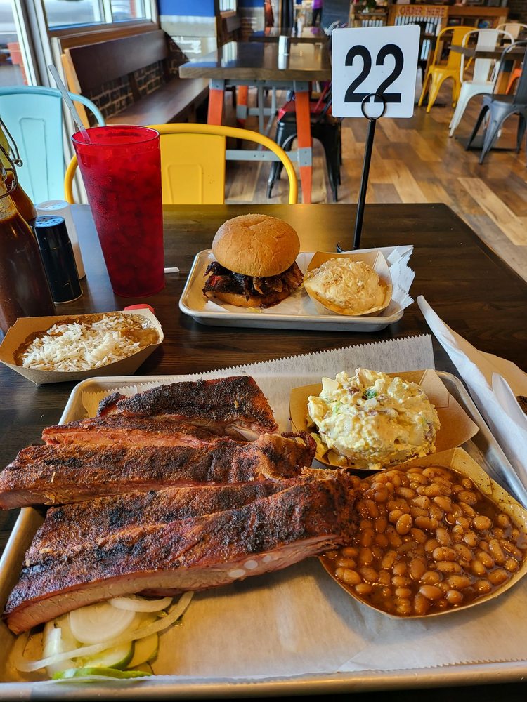 Hog Leg Barbecue Logo