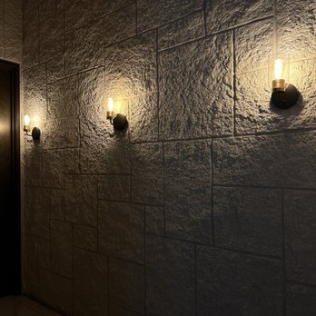 Zio Als Pizza And Pasta - Love the decor - Pizza Near Me - Plano, Texas
