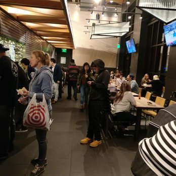 Shake Shack Glendale - Burgers Near Me - Glendale, California