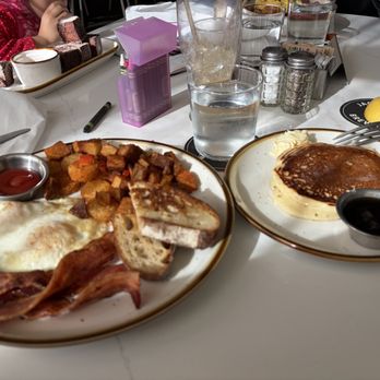 Waymores - Hotels Near Me - Nashville, Tennessee