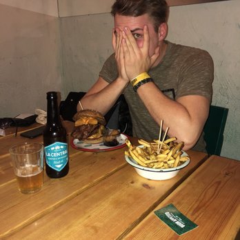 La Central - Burgers Near Me - Barcelona, B
