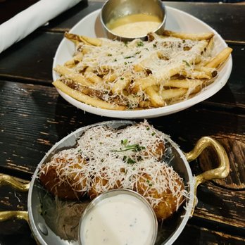Eureka! - Bars Near Me - Cerritos, California