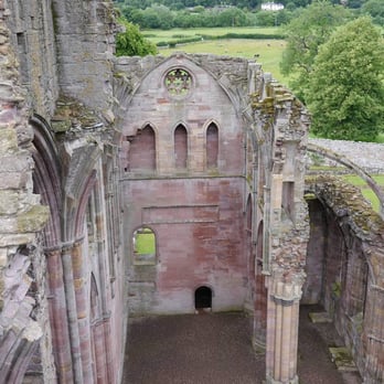 Melrose Abbey - Museums Near Me - Melrose, SCB