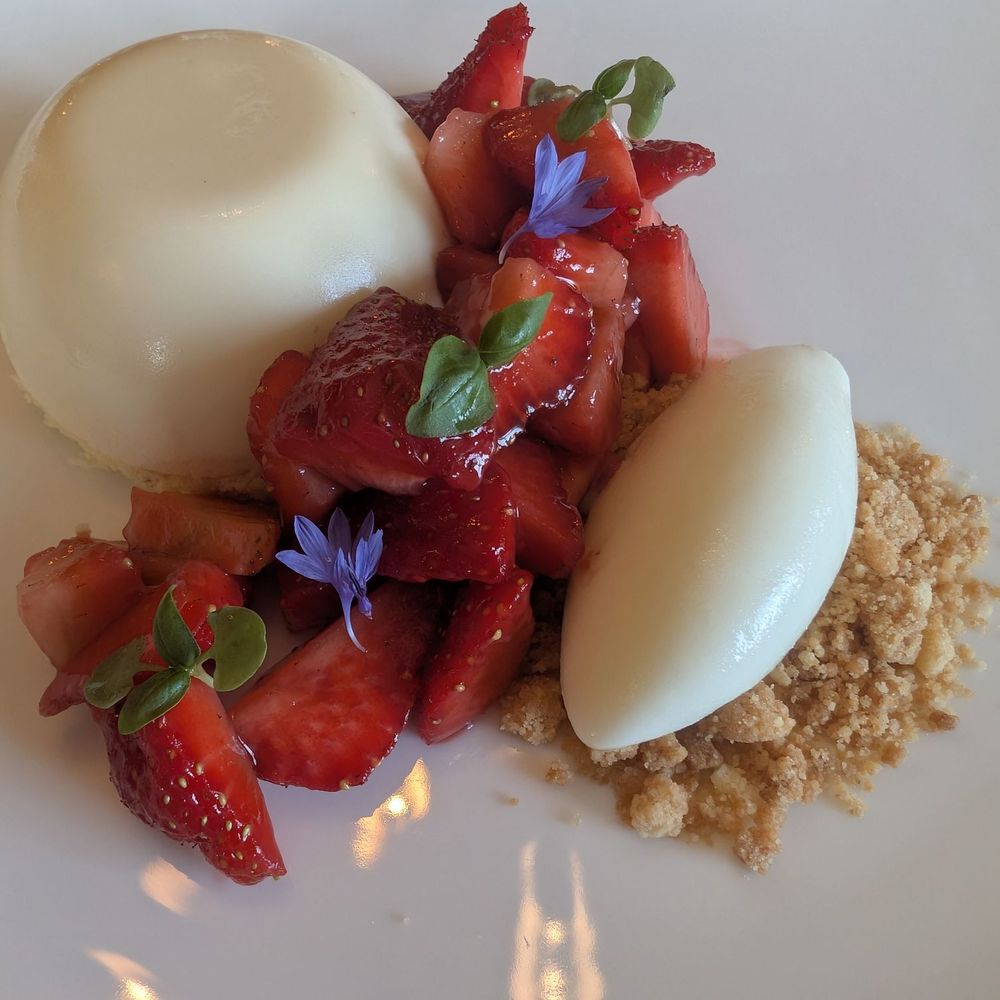 Ballynahinch Castle Hotel - Dessert - Hotels Near Me