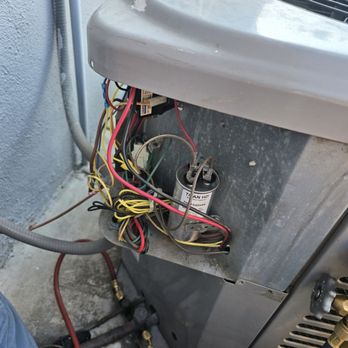 Boost Services Heating And Cooling - Demonstrates replaced components and that they are testing in working order - Heating & Air Conditioning/HVAC Near Me - Pasadena, California Boost Services Heating And Cooling - Demonstrates replaced components and that they are testing in working order - Heating & Air Conditioning/HVAC Near Me - Pasadena, California