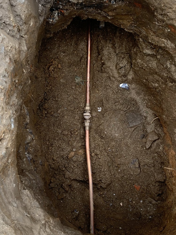 Slide of Pinnacle Plumbing