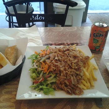Adonys - Assiette kebab - Lebanese Near Me - Lyon, 69