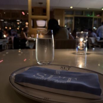 SET Steak & Sushi - Vibes - Steakhouses Near Me - Newport Beach, California SET Steak & Sushi - Vibes - Steakhouses Near Me - Newport Beach, California