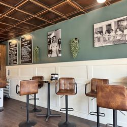 Vintage Donuts - Seating
