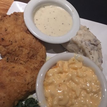 Bobby Q - Country fried chix, mac, mash, white gravy. Yum yum yum - Barbeque Near Me - Phoenix, Arizona