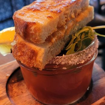 Eight Thirty Common - Gastropubs Near Me - Meridian, Idaho Eight Thirty Common - Gastropubs Near Me - Meridian, Idaho