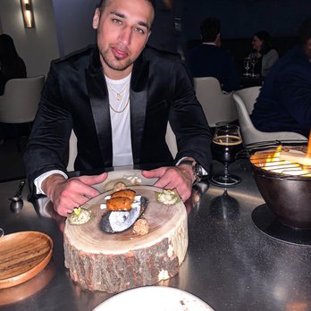 Alinea - Hubby - New American Near Me - Chicago, Illinois