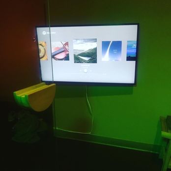 Elevated Sauna & Cryotherapy Studio - TV in suite - Saunas Near Me - Henderson, Nevada