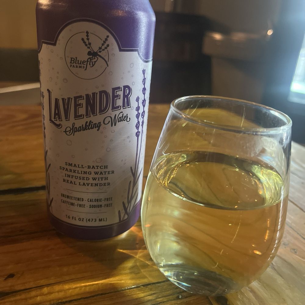 Bathtub Row Brewing Co-op - Vara White wine and lavender seltzer water - Breweries Near Me - Los Alamos, New Mexico