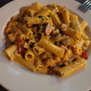 Big Daddy's - Pasta Jambalaya. Spicy, but not spicy spicy. Cream sauce, and seafood and other yummies. - Cajun/Creole Near Me - Massapequa, New York