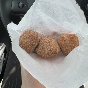 Bird Bird Biscuit - Do Do's - Breakfast & Brunch Near Me - Austin, Texas