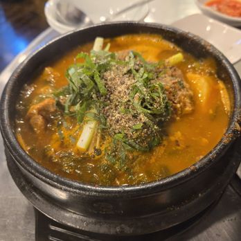 Tosocchon - Gamja Tang - Korean Near Me - flushing, New York