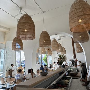 Great White - Interior - Cafes Near Me - Los Angeles, California Great White - Interior - Cafes Near Me - Los Angeles, California