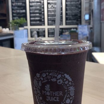 Mother Juice - Nutty Green Smoothie - Juice Bars & Smoothies Near Me - Boston, Massachusetts