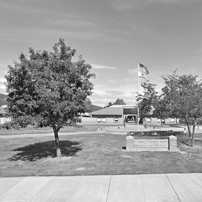 PLEASANTON UNIFIED SCHOOL DISTRICT 5001 Case Ave, Pleasanton