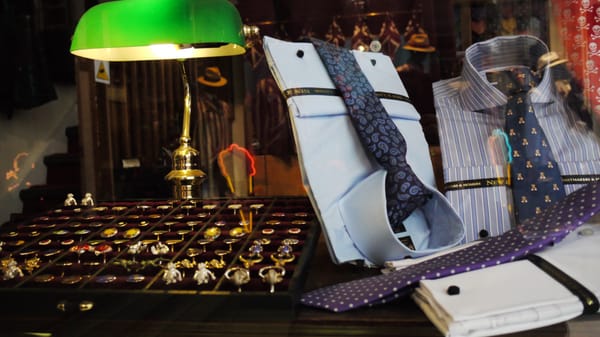 New & Lingwood by null